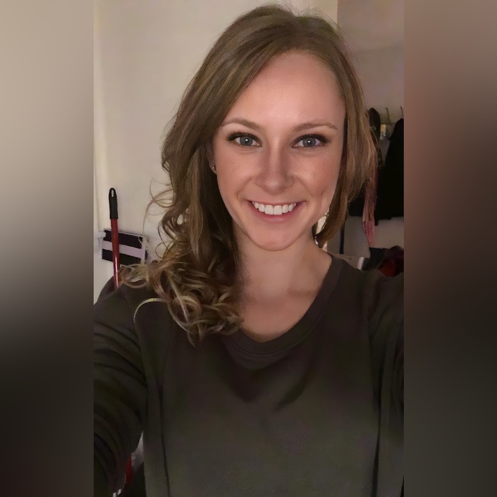 Meet your Posher, Britani